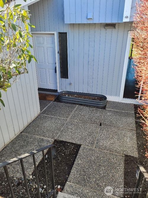 a-4-1616 Skyline Way, Anacortes, WA, 98221-2976 | Card Image