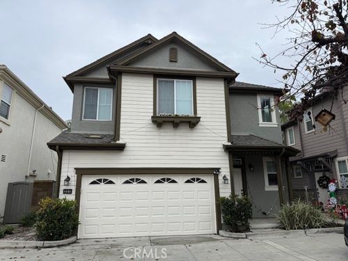 330 Flyers, Tustin, CA, 92782 | Card Image