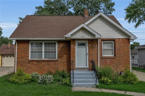 75 Cunard Ave, Cheektowaga, NY, 14225-5006 | Card Image