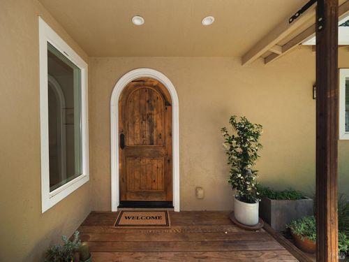 22549 River Road, Geyserville, CA, 95441 | Card Image