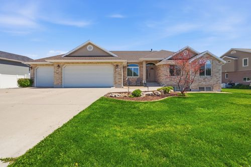 1429 Flint Meadow Dr, Kaysville, UT, 84037-9557 | Card Image