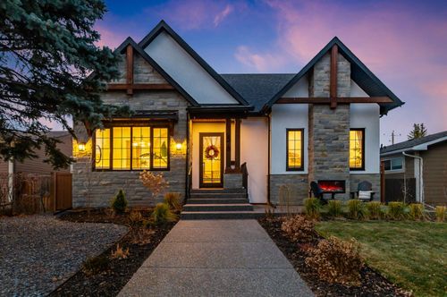 56 Lissington Dr Sw, Calgary, AB, T3E5E3 | Card Image