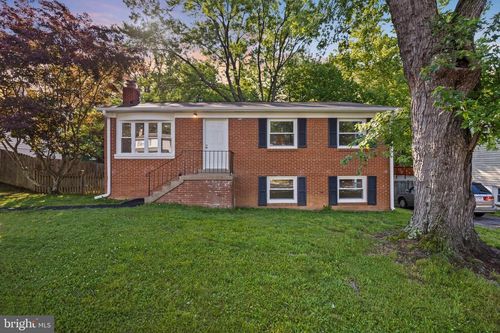 13907 Lynhurst Dr, WOODBRIDGE, VA, 22193-4334 | Card Image