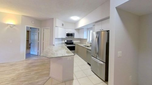 108-2105 Lavers Cir, Delray Beach, FL, 33444-7606 | Card Image