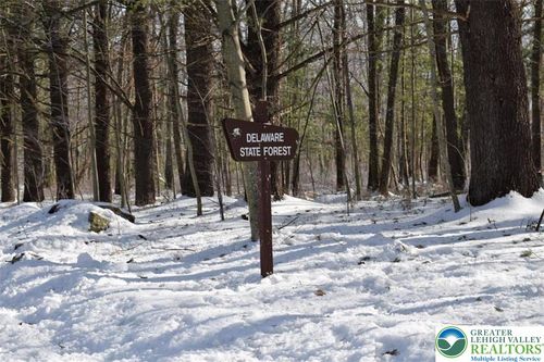 191 Opal Way, East Stroudsburg, PA, 18302-8430 | Card Image