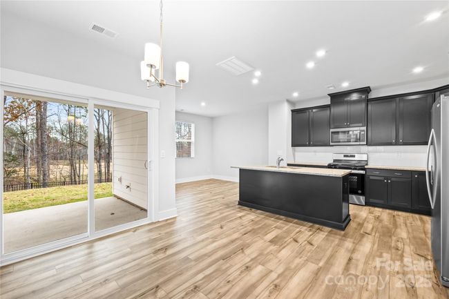 9646 Munsing Dr, Townhouse with 3 bedrooms, 3 bathrooms and null parking in Charlotte NC | Image 5