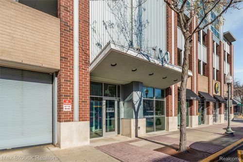 apt-605-100 W 5th St, Royal Oak, MI, 48067-2561 | Card Image