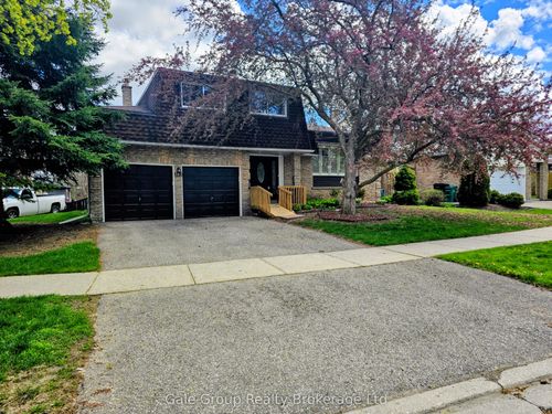 165 Brookside Cres, Kitchener, ON, N2N1G9 | Card Image
