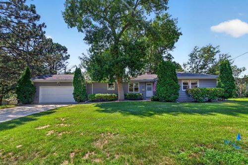 302 Garden Rd, Albert Lea, MN, 56007-1414 | Card Image