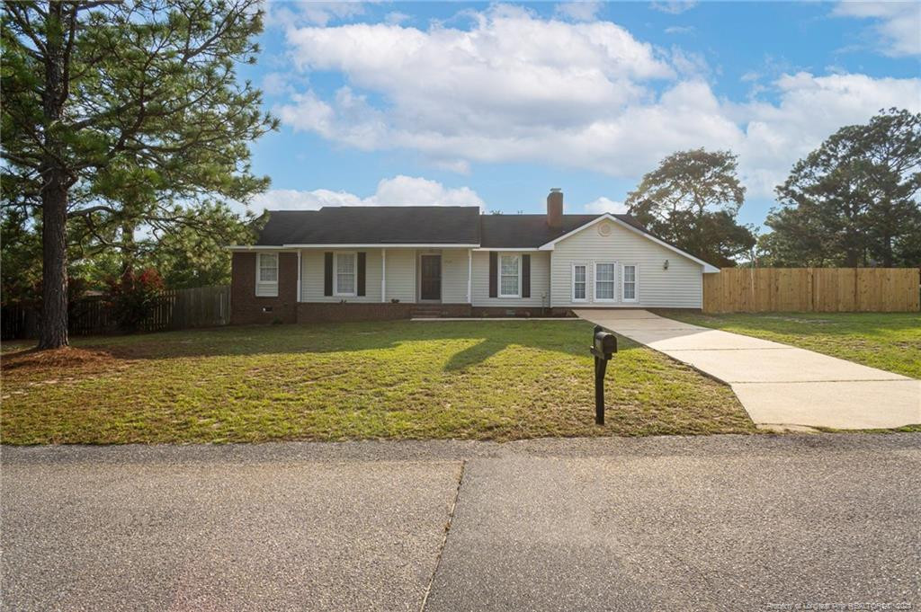 Gilliam St, Hope Mills, NC 28348