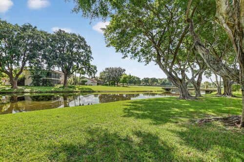 1a-8310 Casa Del Lago, Boca Raton, FL, 33433-2156 | Card Image