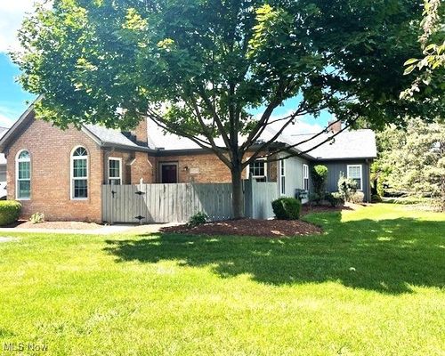 unit-a-1073 N Jefferson St, Medina, OH, 44256-1213 | Card Image