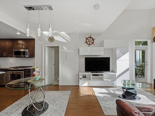 409-15428 31 Ave, Surrey, BC, V3Z3W4 | Card Image