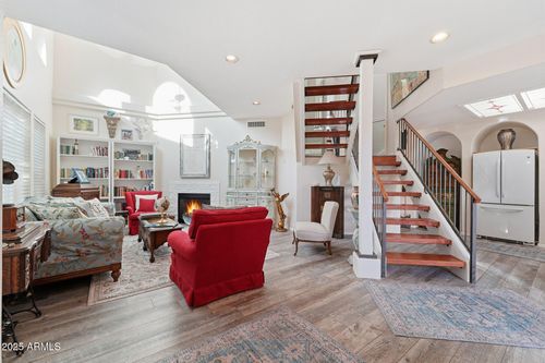 2-10256 N 12th Pl, Phoenix, AZ, 85020-1682 | Card Image