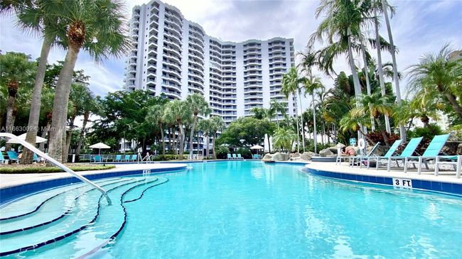 APT-1807 - 3300 Ne 191 St St, Condo with 2 bedrooms, 2 bathrooms and null parking in Aventura FL | Image 13