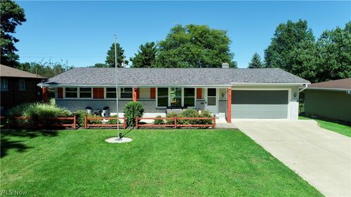 1303 Cherry Ln, Seven Hills, OH, 44131-4223 | Card Image