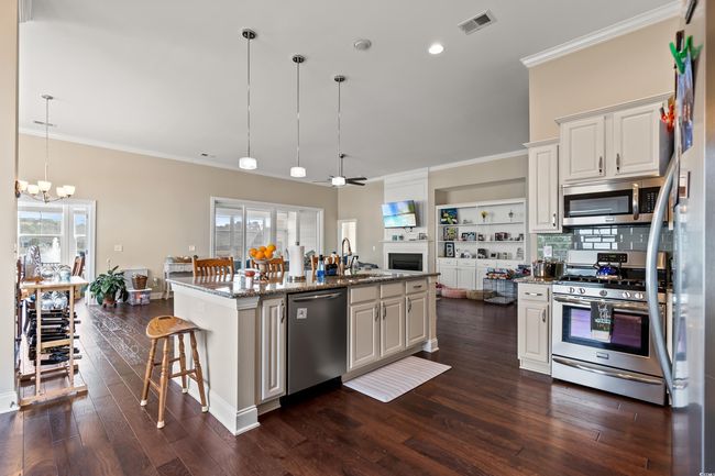455 Hyacinth Loop, House other with 3 bedrooms, 3 bathrooms and 4 parking in Murrells Inlet SC | Image 4