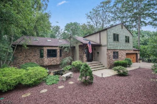 72 Fox Chase Ct, Freehold, NJ, 07728-7761 | Card Image