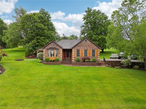 152 Rustic Park Rd, Ellwood City, PA, 16117-4934 | Card Image