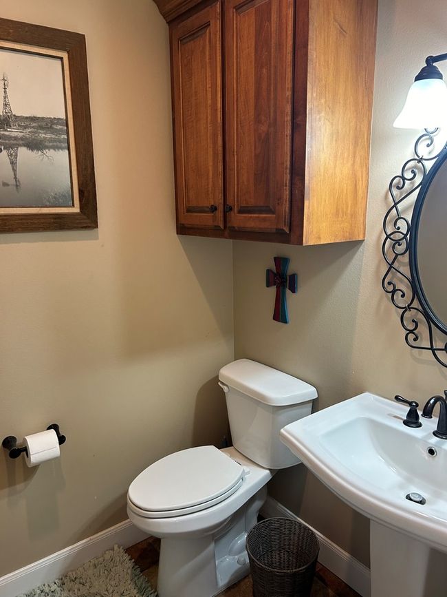 Half bath | Image 25