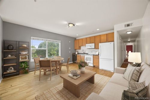 5-2389 S High St, Denver, CO, 80210-5273 | Card Image