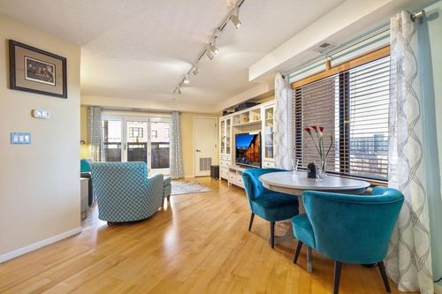 unit-p504-20 2nd St Ne, Minneapolis, MN, 55413-2241 | Card Image