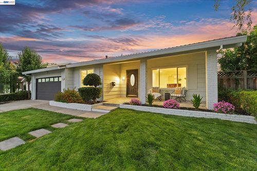 2764 Willowren Way, Pleasanton, CA, 94566-5352 | Card Image