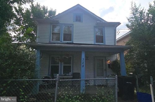 328 Smithfield Ave, Winchester, VA, 22601-5271 | Card Image