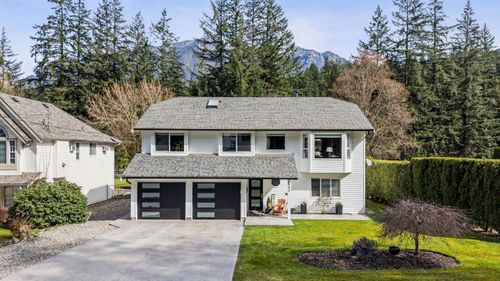 295 Forrest Cres, Hope, BC, V0X1L4 | Card Image