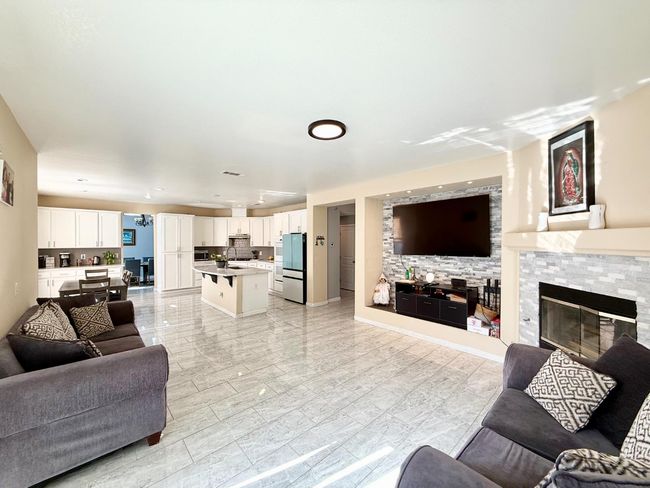 737 Blausanne Ln, House other with 6 bedrooms, 4 bathrooms and null parking in Manteca CA | Image 15
