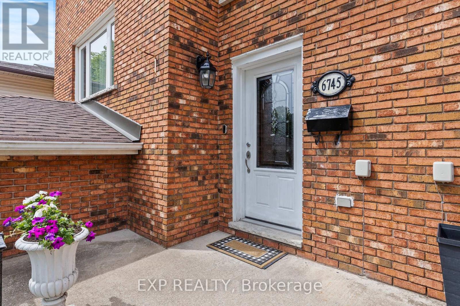 Residential in Niagara Falls (Morrison) 5