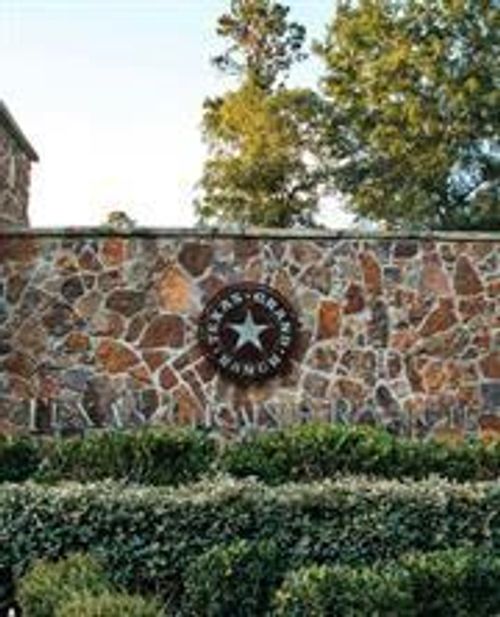 273 Dipping Vat Rd, Huntsville, TX, 77340-3805 | Card Image