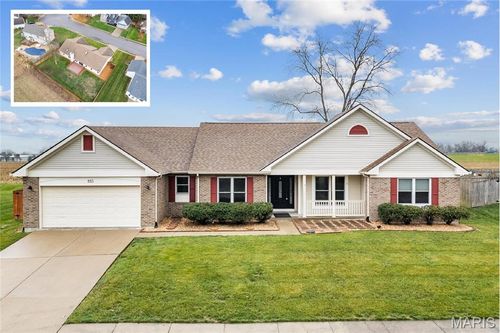 1113 Sycamore Pl, O Fallon, IL, 62269-3726 | Card Image