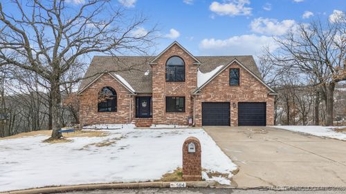 504 Oak Ridge Drive, Sand Springs, OK, 74063 | Card Image