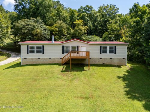 338 Old Clear Branch Ln, Rocky Top, TN, 37769-5628 | Card Image