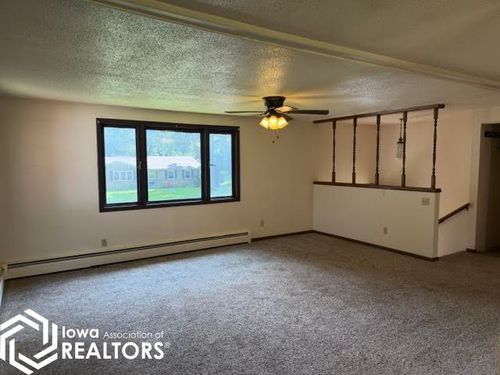 1118 N 15th St, Clarinda, IA, 51632-1156 | Card Image