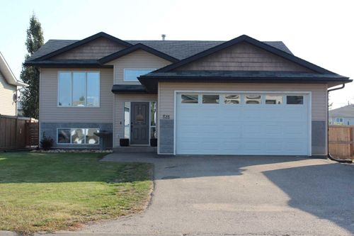511 3rd Street, Home with 5 bedrooms, 3 bathrooms and 5 parking in Manning AB | Card Image