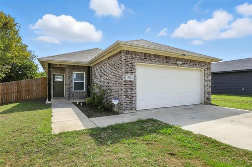 305 Santa Fe St, Alvarado, TX, 76009-3918 | Card Image