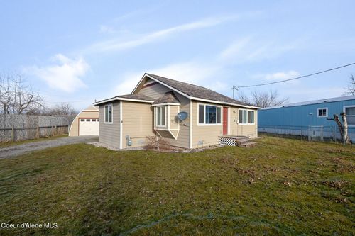 3565 W Hudlow Dr, Post Falls, ID, 83854-9360 | Card Image