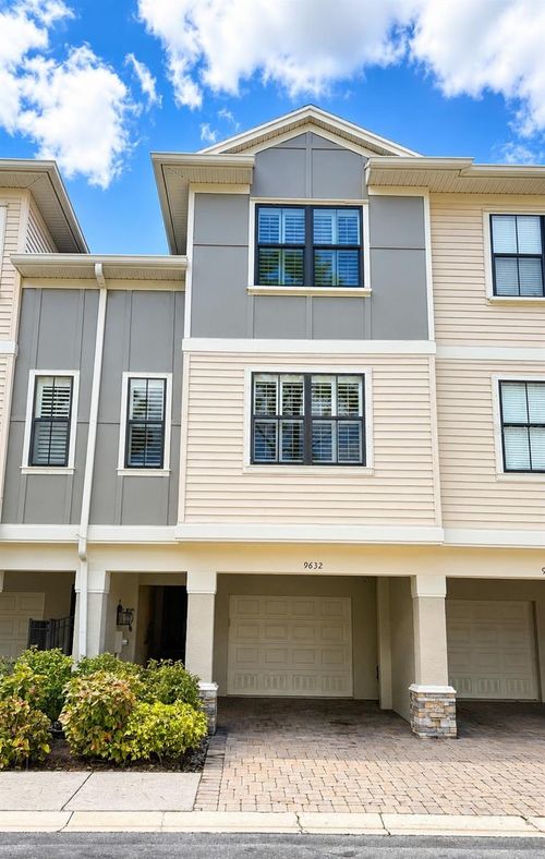 9632 Bay Grove Ln, TAMPA, FL, 33615-4318 | Card Image