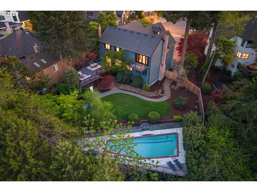 18370 River Edge Ln, Lake Oswego, OR, 97034-5123 | Card Image