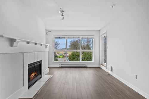 304-5500 Lynas Lane, Richmond, BC, V7C5R5 | Card Image