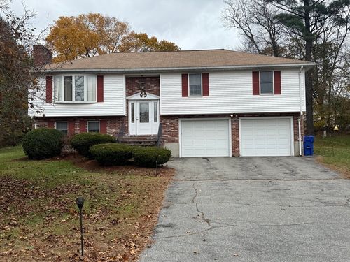 76 Jones Rd, Hopedale, MA, 01747-1112 | Card Image