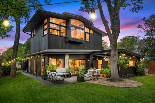 2401 Jarratt Ave, Austin, TX, 78703-2430 | Card Image