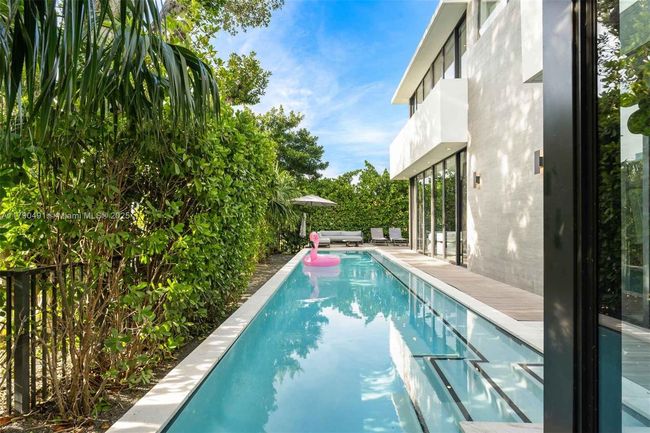 121 2 Nd Dilido Ter, House other with 5 bedrooms, 6 bathrooms and null parking in Miami Beach FL | Image 18
