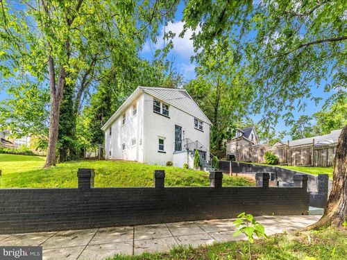 2050 Hamlin St Ne, WASHINGTON, DC, 20018-2460 | Card Image