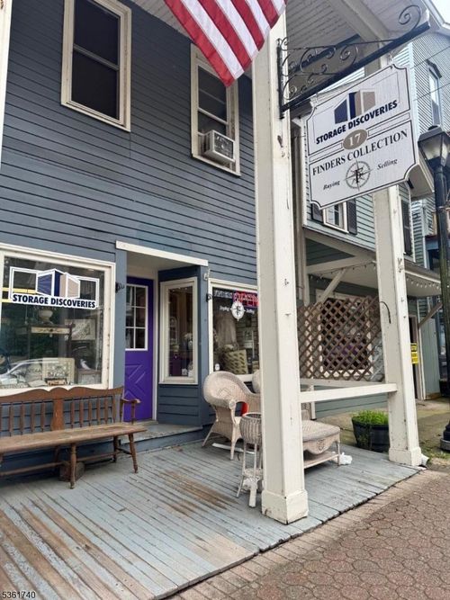 17 Main St, Blairstown, NJ, 07825-2603 | Card Image