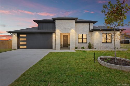 959 Gallant Fox Rd, Hewitt, TX, 76643-3020 | Card Image