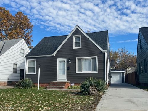 5409 Hollywood Ave, Maple Heights, OH, 44137-2329 | Card Image