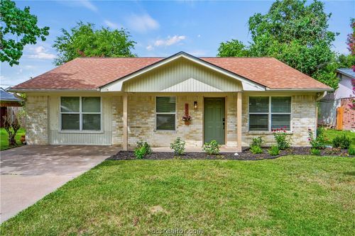 3207 Heatherwood Dr, Bryan, TX, 77801-2412 | Card Image